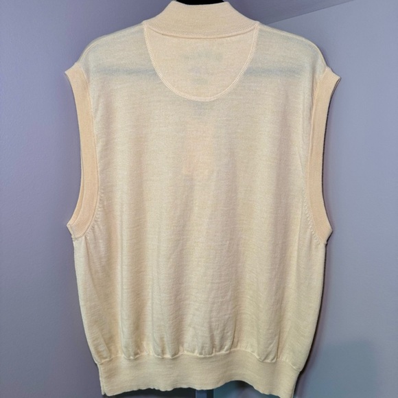 Orvis Merino Wool 1/4 Zip Sweater Vest Men's XL‎ Yellow Golf Fishing Hiking - Picture 2 of 4